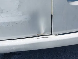 2018 Nissan NV200 SV z VIN 3N6CM0KN2JK695468, wystawiony jako IAAI lot #41782357 z przebiegiem 95 087 mil mil oraz . Historia ofert i sprzedaży dostępna na DreamBid. Obrazek 17.
