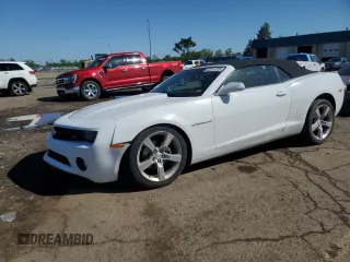 2011 Chevrolet Camaro 2LT z VIN 2G1FC3DD9B9207052, wystawiony jako Copart lot #57217725 z przebiegiem 100 845 mil mil oraz Czysty tytuł • Clean title. Historia ofert i sprzedaży dostępna na DreamBid. Obrazek 1.