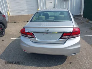 2013 Honda Civic LX z VIN 19XFB2F5XDE243749, wystawiony jako IAAI lot #42453297 z przebiegiem 85 888 mil mil oraz . Historia ofert i sprzedaży dostępna na DreamBid. Obrazek 16.