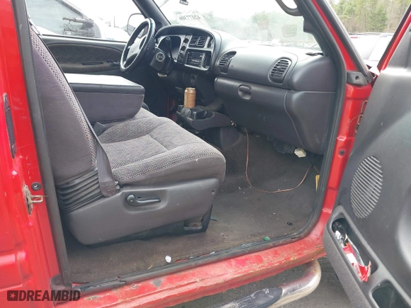 2001 Dodge Ram 1500 with VIN 3B7HF13Z41G184843, listed as a IAAI auction lot 42077306 with 221,379 mi miles. Bid and sale history available at carsss.com. Image 5.