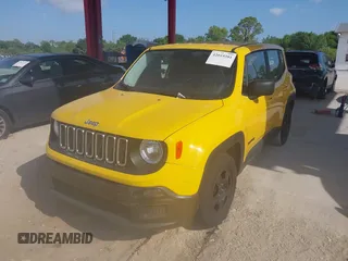 2017 Jeep Renegade Sport z VIN ZACCJAAB8HPE52736, wystawiony jako IAAI lot #42019381 z przebiegiem 96 757 mil mil oraz . Historia ofert i sprzedaży dostępna na DreamBid. Obrazek 2.