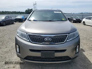 2015 Kia Sorento SX z VIN 5XYKW4A78FG581437, wystawiony jako Copart lot #57281105 z przebiegiem 114 270 mil mil oraz Czysty tytuł • Clean title. Historia ofert i sprzedaży dostępna na DreamBid. Obrazek 5.