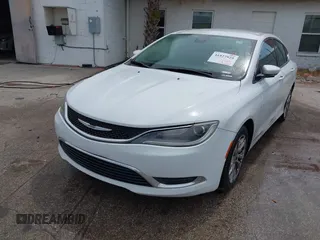 2015 Chrysler 200 Limited with VIN 1C3CCCABXFN675022, listed as a IAAI auction lot 41927925 with 208,380 mi miles. Bid and sale history available at carsss.com. Image 6.