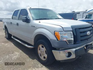 2009 Ford F-150 XL z VIN 1FTRW14849FA62362, wystawiony jako IAAI lot #42197134 z przebiegiem 197 850 mil mil oraz . Historia ofert i sprzedaży dostępna na DreamBid. Obrazek 1.