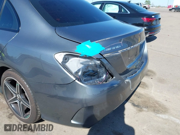 2018 Mercedes-Benz C 43 AMG with VIN 55SWF6EBXJU265001, listed as a IAAI auction lot 42184097 with 50,800 mi miles and . Bid and sale history available at DreamBid. Image 17.