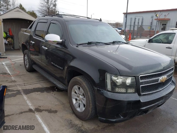 2007 Chevrolet Avalanche LT w/1LT with VIN 3GNEC12057G314398, listed as a IAAI auction lot 41749574 with 104,556 mi miles. Bid and sale history available at carsss.com. Image 1.