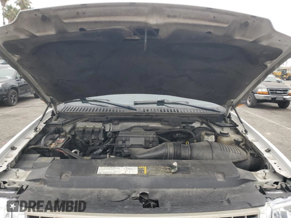 2006 Ford Expedition Eddie Bauer с VIN 1FMFU18546LA90812, выставлен на аукционе Copart как лот 59401865 с пробегом 173 626 миль миль и Чистый • Clean title. История ставок и продаж доступна на DreamBid. Изображение 12.