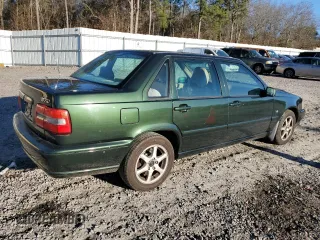 1999 Volvo S70 z VIN YV1LS55A3X2616614, wystawiony jako Copart lot #74897604 z przebiegiem 198 595 mil mil oraz Nie do naprawy. Historia ofert i sprzedaży dostępna na DreamBid. Obrazek 3.