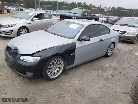2009 BMW 3 Series 328i with VIN WBAWB33559P137305, listed as a IAAI auction lot 41571928 with 159,768 mi miles. Bid and sale history available at carsss.com. Image 2.