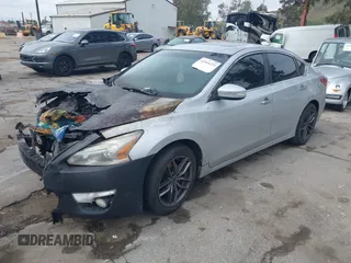 2013 Nissan Altima SV with VIN 1N4BL3APXDN491396, listed as a IAAI auction lot 41916221 with Not Provided miles and . Bid and sale history available at carsss.com. Image 16.