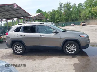 2016 Jeep Cherokee Latitude with VIN 1C4PJMCS6GW242153, listed as a IAAI auction lot 42107782 with 90,562 mi miles and . Bid and sale history available at carsss.com. Image 14.