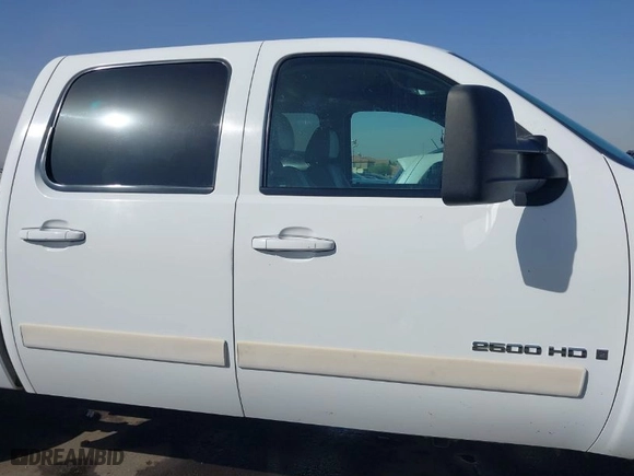 2008 Chevrolet Silverado 2500HD Work Truck with VIN 1GCHK23688F124938, listed as a IAAI auction lot 41687755 with NaN miles. Bid and sale history available at carsss.com. Image 13.