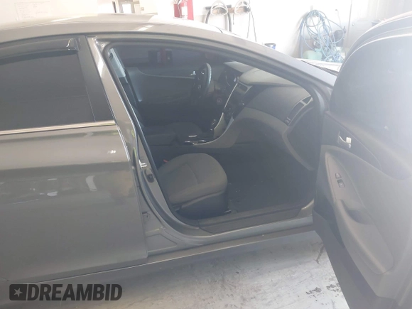 2013 Hyundai Sonata GLS with VIN 5NPEB4AC9DH608642, listed as a IAAI auction lot 42003556 with 105,448 mi miles and . Bid and sale history available at carsss.com. Image 5.