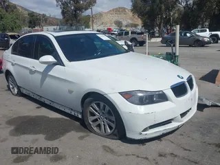 2006 BMW 3 Series 325i with VIN WBAVB13556PT01230, listed as a IAAI auction lot 41949691 with 162,386 mi miles and . Bid and sale history available at carsss.com. Image 1.