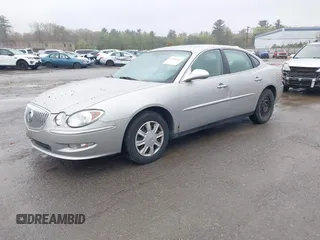 2008 Buick LaCrosse CX with VIN 2G4WC582981203100, listed as a IAAI auction lot 42186417 with 162,361 mi miles. Bid and sale history available at carsss.com. Image 2.