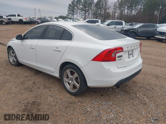 2012 Volvo S60 T5 с VIN YV1622FS6C2133602, выставлен на аукционе IAAI как лот 41041674 с пробегом 189 681 миль миль и . История ставок и продаж доступна на DreamBid. Изображение 3.