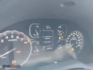 2019 Toyota Tundra 4WD SR5 with VIN 5TFDY5F17KX825602, listed as a IAAI auction lot 41368794 with 39,486 mi miles. Bid and sale history available at carsss.com. Image 7.