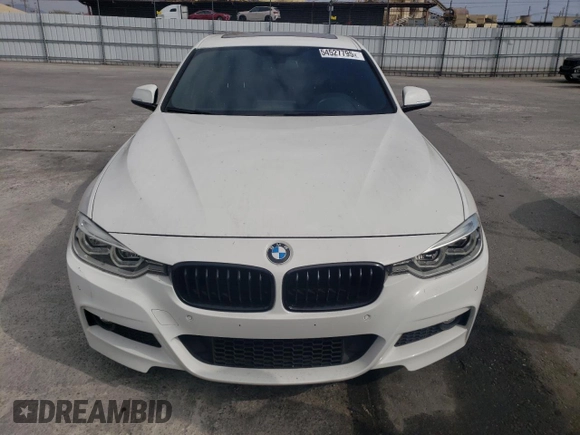 2017 BMW 3 Series 330i z VIN WBA8B9G39HNU52820, wystawiony jako Copart lot #54527795 z przebiegiem 99 388 mil mil oraz Szkoda całkowita • Salvage title. Historia ofert i sprzedaży dostępna na DreamBid. Obrazek 5.