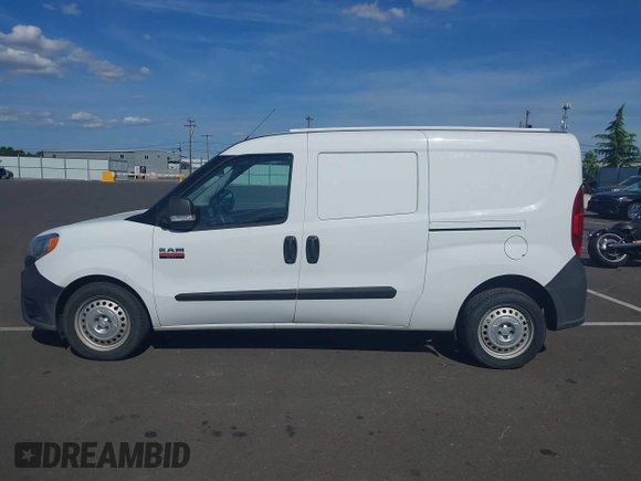 2018 Ram ProMaster City Cargo Tradesman z VIN ZFBERFAB0J6J37598, wystawiony jako IAAI lot #42416142 z przebiegiem 93 498 mil mil oraz . Historia ofert i sprzedaży dostępna na DreamBid. Obrazek 13.