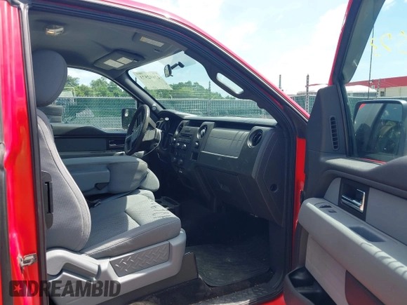 2014 Ford F-150 XL with VIN 1FTEX1EM4EFC24475, listed as a IAAI auction lot 42692573 with 166,214 mi miles and . Bid and sale history available at DreamBid. Image 5.