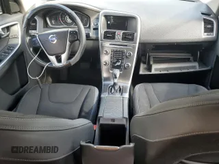 2015 Volvo XC60 T5 Drive-E z VIN YV440MDJ2F2686581, wystawiony jako Copart lot #57689395 z przebiegiem 147 104 mil mil oraz Szkoda całkowita • Salvage title. Historia ofert i sprzedaży dostępna na DreamBid. Obrazek 8.