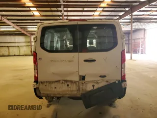 2016 Ford Transit Cargo z VIN 1FTYR1ZM3GKA64620, wystawiony jako Copart lot #44920645 z przebiegiem 132 952 mil mil oraz Szkoda całkowita • Salvage title. Historia ofert i sprzedaży dostępna na DreamBid. Obrazek 6.