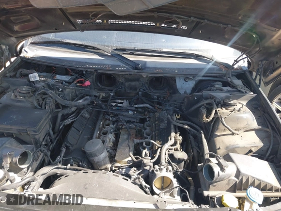 2012 Land Rover Range Rover HSE Lux with VIN SALMF1D43CA381742, listed as a IAAI auction lot 41556782 with 160,085 mi miles and . Bid and sale history available at DreamBid. Image 10.