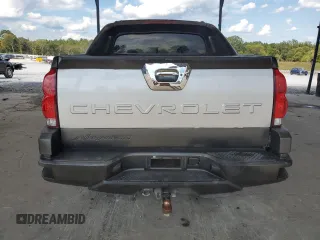 2002 Chevrolet Avalanche with VIN 3GNEC13T92G226777, listed as a Copart auction lot 74441144 with 294,117 mi miles and Salvage Title. Bid and sale history available at DreamBid. Image 6.