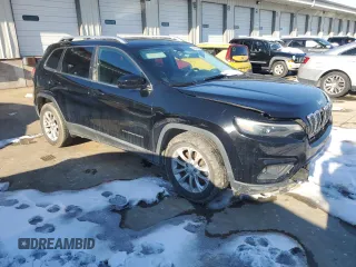 2019 Jeep Cherokee Latitude with VIN 1C4PJLCB2KD204577, listed as a Copart auction lot 41619435 with 143,501 mi miles and Salvage Title. Bid and sale history available at carsss.com. Image 4.