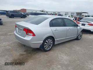 2010 Honda Civic EX-L z VIN 2HGFA1F95AH315622, wystawiony jako IAAI lot #41517927 z przebiegiem 31 654 mil mil oraz . Historia ofert i sprzedaży dostępna na DreamBid. Obrazek 4.