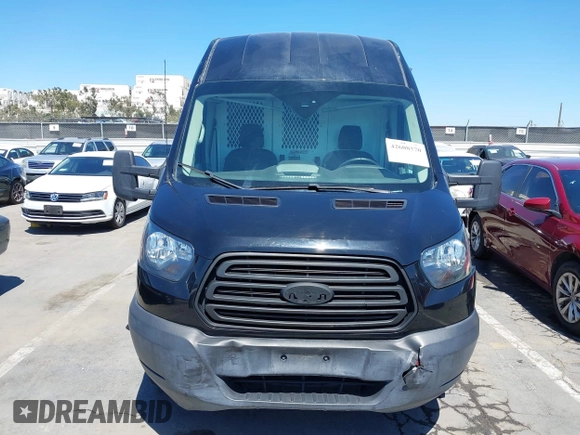 2019 Ford Transit z VIN 1FTBW3XM5KKA49493, wystawiony jako IAAI lot #42608570 z przebiegiem 40 120 mil mil oraz . Historia ofert i sprzedaży dostępna na DreamBid. Obrazek 12.