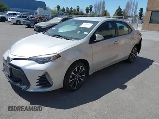 2019 Toyota Corolla L z VIN 5YFBURHE8KP882089, wystawiony jako IAAI lot #39545437 z przebiegiem 117 129 mil mil oraz . Historia ofert i sprzedaży dostępna na DreamBid. Obrazek 17.