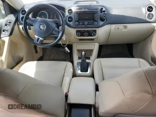 2012 Volkswagen Tiguan SEL with VIN WVGAV7AX2CW605399, listed as a Copart auction lot 55201935 with 128,527 mi miles and Clean Title. Bid and sale history available at DreamBid. Image 8.