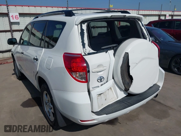 2008 Toyota RAV4 with VIN JTMZD33V185091511, listed as a IAAI auction lot 41879664 with 151,204 mi miles. Bid and sale history available at carsss.com. Image 3.