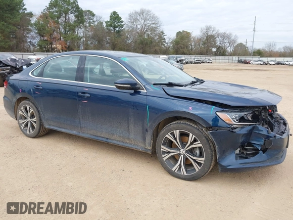 2021 Volkswagen Passat SE z VIN 1VWSA7A37MC009030, wystawiony jako IAAI lot #41172489 z przebiegiem 70 100 mil mil oraz . Historia ofert i sprzedaży dostępna na DreamBid. Obrazek 1.