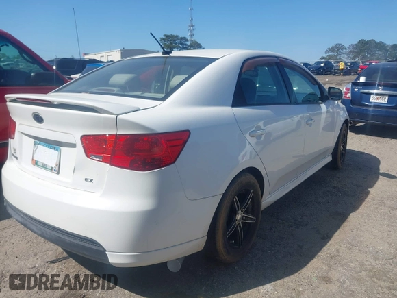 2012 Kia Forte EX with VIN KNAFU4A28C5545230, listed as a IAAI auction lot 42024581 with 292,797 mi miles. Bid and sale history available at carsss.com. Image 4.