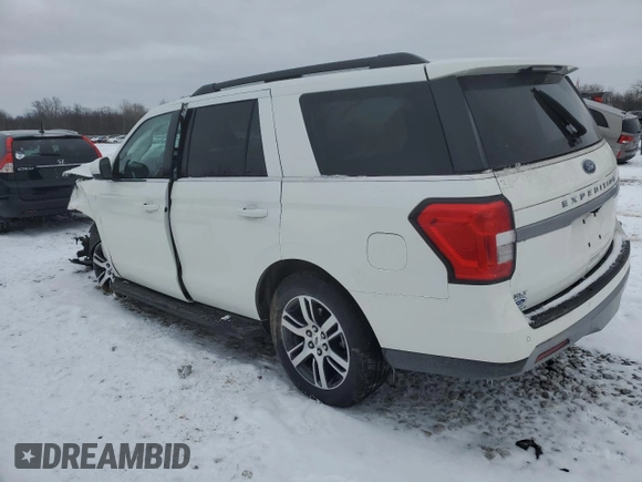 2024 Ford Expedition XLT with VIN 1FMJU1J84REA06771, listed as a Copart auction lot 46238875 with 20,995 mi miles and Salvage Title. Bid and sale history available at carsss.com. Image 2.