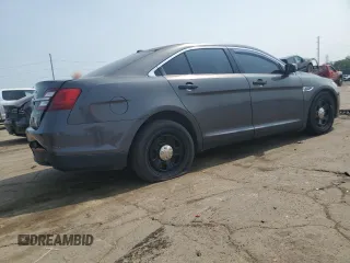 2014 Ford Police Interceptor z VIN 1FAHP2MK4EG157816, wystawiony jako Copart lot #59687885 z przebiegiem 101 916 mil mil oraz Czysty tytuł • Clean title. Historia ofert i sprzedaży dostępna na DreamBid. Obrazek 3.