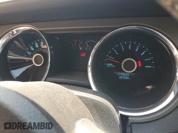 2014 Ford Mustang V6 with VIN 1ZVBP8AMXE5216742, listed as a Copart auction lot 53945675 with 207,505 mi miles and Salvage Title. Bid and sale history available at DreamBid. Image 9.
