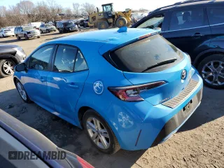 2021 Toyota Corolla Hatchback SE with VIN JTND4MBE6M3146635, listed as a Copart auction lot 40959054 with 70,721 mi miles. Bid and sale history available at carsss.com. Image 2.