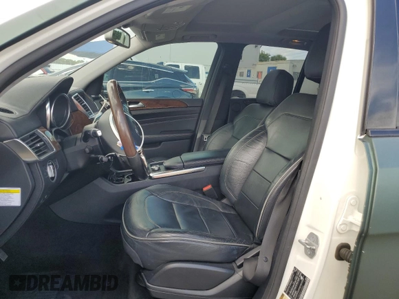 2013 Mercedes-Benz M 550 with VIN 4JGDA7DB0DA149846, listed as a Copart auction lot 44609075 with 140,603 mi miles and Salvage title. Bid and sale history available at DreamBid. Image 7.