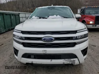 2022 Ford Expedition Max XLT with VIN 1FMJK1JT1NEA28411, listed as a Copart auction lot 45033165 with 80,758 mi miles and Salvage title. Bid and sale history available at DreamBid. Image 5.