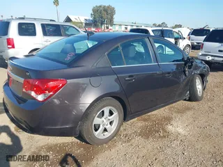 2014 Chevrolet Cruze 1LT with VIN 1G1PC5SB6E7199693, listed as a IAAI auction lot 42004060 with 97,231 mi miles. Bid and sale history available at carsss.com. Image 3.