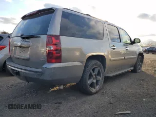 2008 Chevrolet Suburban LT w/2LT with VIN 3GNFK16348G184210, listed as a Copart auction lot 88484595 with 250,192 mi miles and Salvage Title. Bid and sale history available at carsss.com. Image 3.