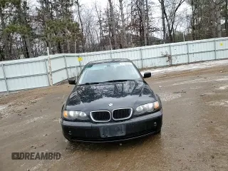 2005 BMW 3 Series 325xi with VIN WBAEU33455PR19451, listed as a Copart auction lot 85148034 with 194,017 mi miles and Salvage Title. Bid and sale history available at carsss.com. Image 10.