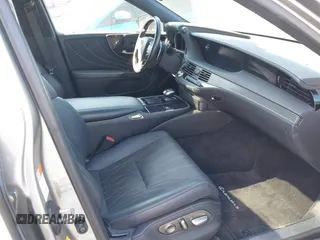 2018 Lexus LS with VIN JTHC51FF3J5003302, listed as a IAAI auction lot 41791644 with 64,632 mi miles. Bid and sale history available at carsss.com. Image 5.