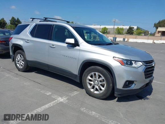 2018 Chevrolet Traverse LT Cloth with VIN 1GNEVGKW6JJ260309, listed as a IAAI auction lot 42063720 with 114,855 mi miles. Bid and sale history available at carsss.com. Image 1.