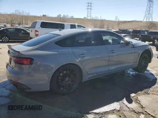 2019 Audi RS 5 Sportback z VIN WUABWCF52KA903181, wystawiony jako Copart lot #46123525 z przebiegiem 32 366 mil mil oraz Szkody całkowita. Historia ofert i sprzedaży dostępna na DreamBid. Obrazek 3.