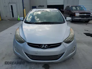2012 Hyundai Elantra GLS z VIN KMHDH4AE3CU258954, wystawiony jako Copart lot #57435455 z przebiegiem 177 657 mil mil oraz Szkoda całkowita • Salvage title. Historia ofert i sprzedaży dostępna na DreamBid. Obrazek 5.