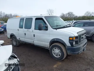 2009 Ford Econoline Cargo z VIN 1FTNE24L99DA19725, wystawiony jako IAAI lot #41652405 z przebiegiem Nie podano mil oraz . Historia ofert i sprzedaży dostępna na DreamBid. Obrazek 14.